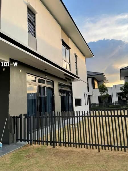 Semi-Detached House for Sale in Setia Alam (Selangor) - Wilson Ng - Exterior - PropertyGuru.com.my