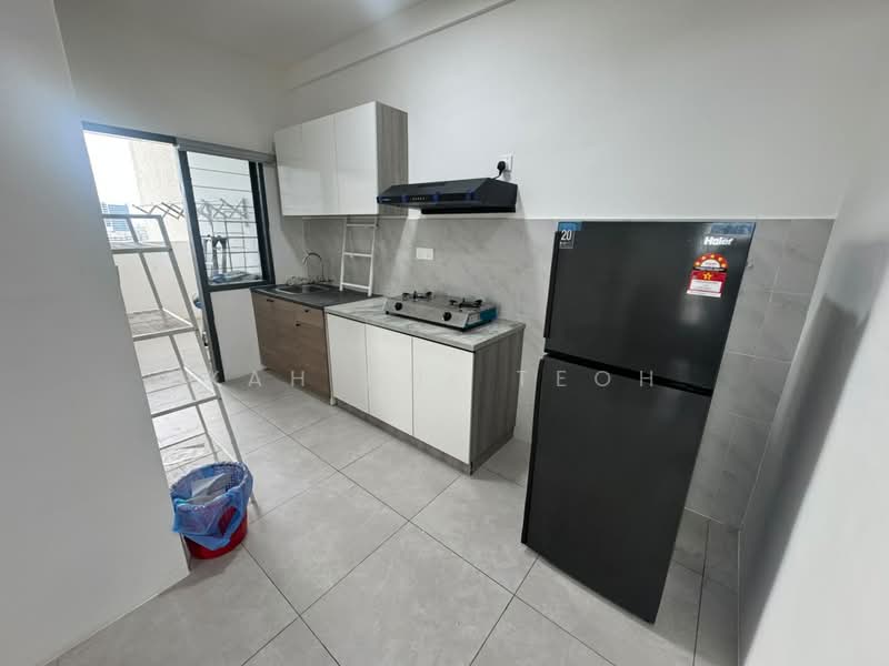 Servis Apartment untuk Disewa di ASTON ACACIA - Kah Hui Teoh - Kitchen - PropertyGuru.com.my
