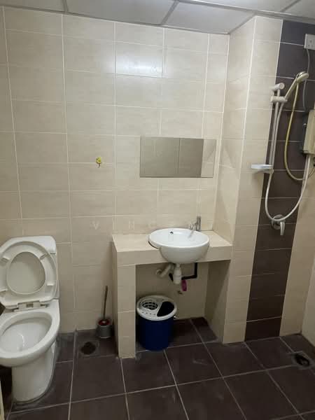 Condominium for Rent at Cova Suites - Vincent Leong - Bathroom - PropertyGuru.com.my