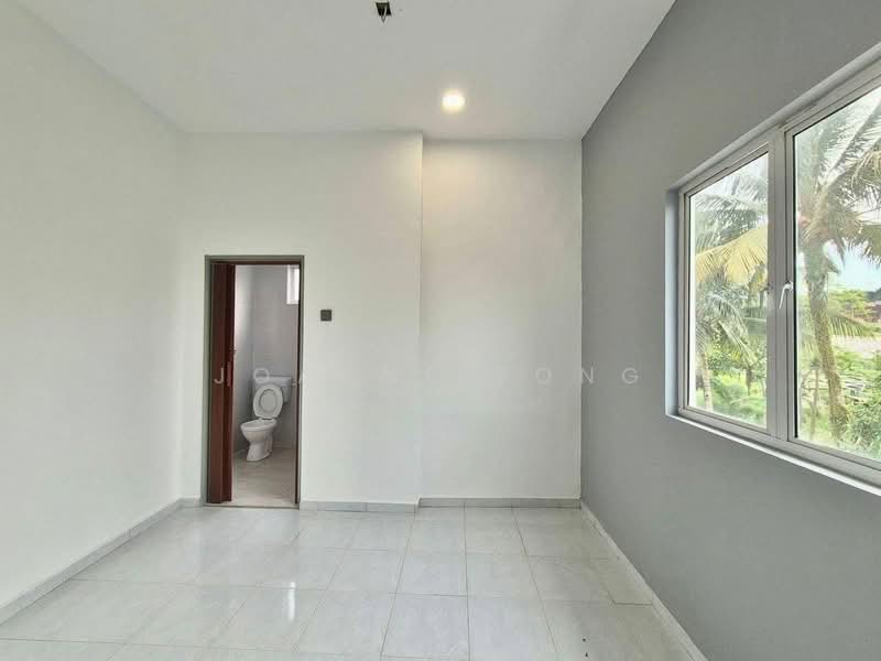 2.5-storey Terraced House for Sale in Skudai (Johor) - Joanne Yong - Bathroom - PropertyGuru.com.my