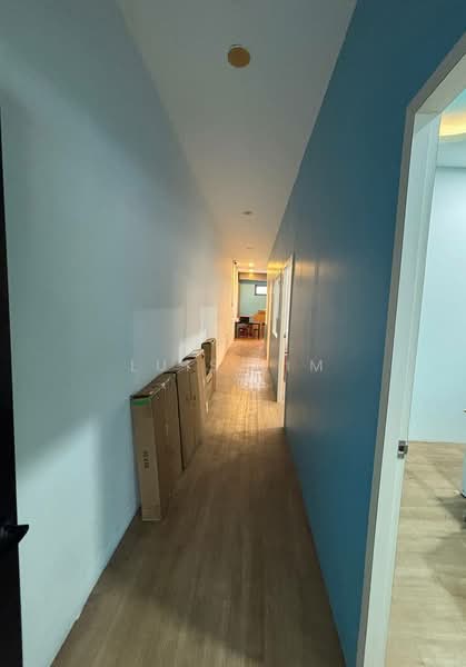 Shop / Office for Rent in Taman Ekoperniagaan (Senai) - Luis Lim - Corridor - PropertyGuru.com.my