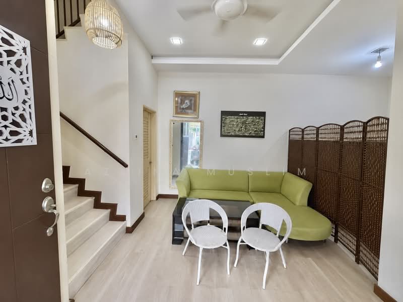 Rumah Berkembar untuk Dijual di Skudai (Johor) - Azlina Muslim - Living Room - PropertyGuru.com.my