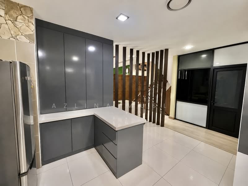 Rumah Berkembar untuk Dijual di Skudai (Johor) - Azlina Muslim - Kitchen - PropertyGuru.com.my