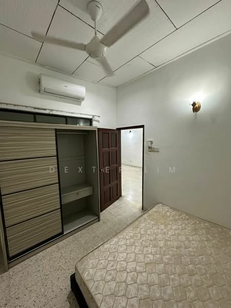 Rumah Teres 1 Tingkat untuk Disewa di Johor Bahru (Johor) - Dexter Lim - Bedroom - PropertyGuru.com.my