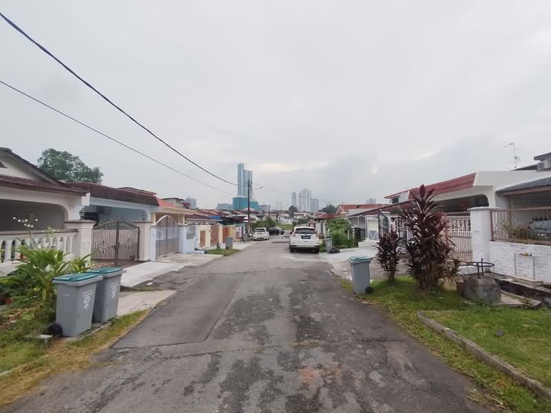 Rumah Teres 1 Tingkat untuk Disewa di Johor Bahru (Johor) - Dexter Lim - Exterior - PropertyGuru.com.my