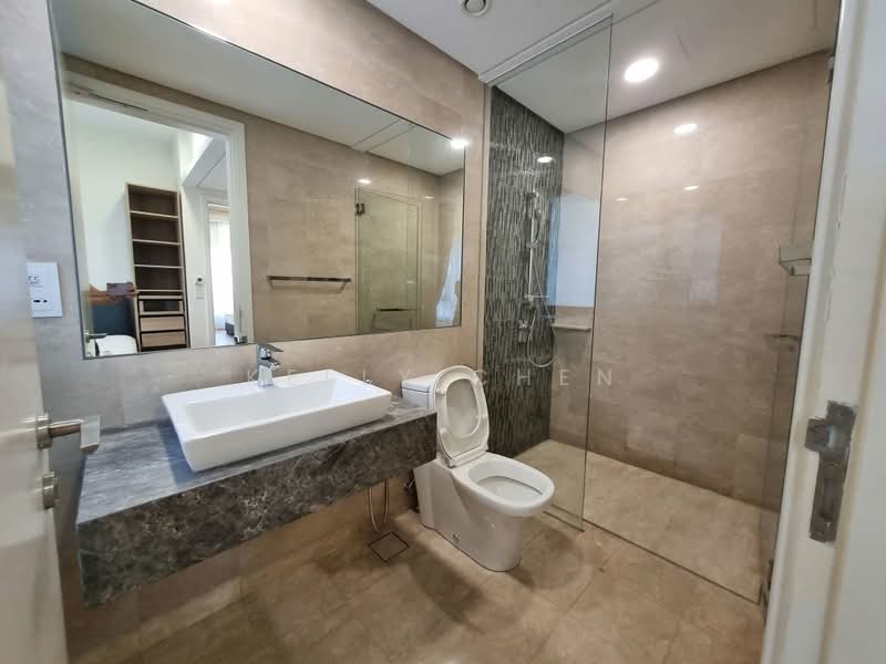 Service Residence for Sale at The Sentral Residences - Kelly Chen - Bathroom - PropertyGuru.com.my