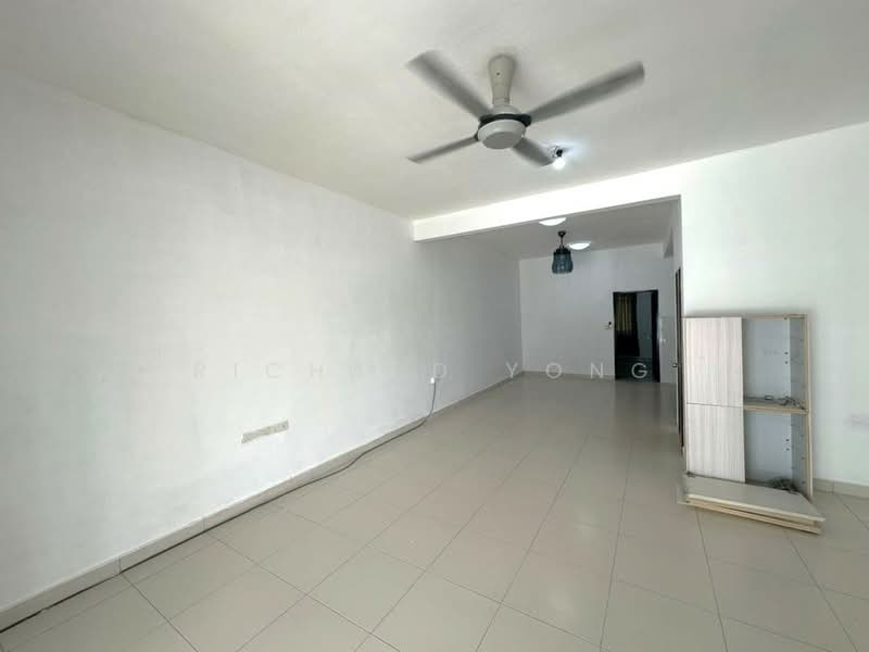 Rumah Teres 2 Tingkat untuk Dijual di Taman Nusa Idaman (Iskandar Puteri (Nusajaya)) - Richard Yong - Living Room - PropertyGuru.com.my