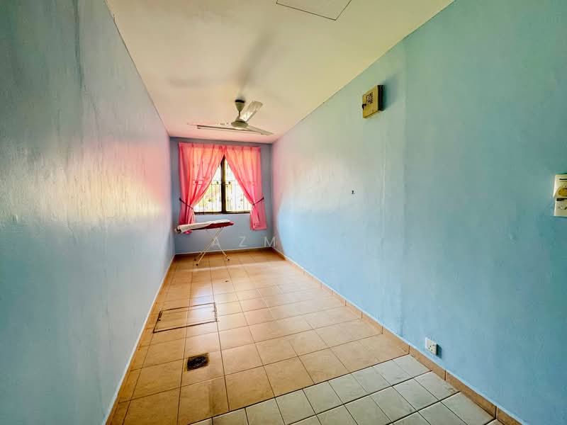 2-storey Terraced House for Sale in Bukit Jelutong (Shah Alam) - Azmi . - Interior - PropertyGuru.com.my