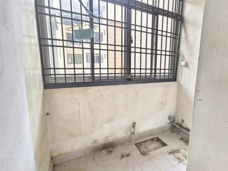 Apartment for Sale at Vista Seri Alam - Wei Jian Tan - Balcony - PropertyGuru.com.my