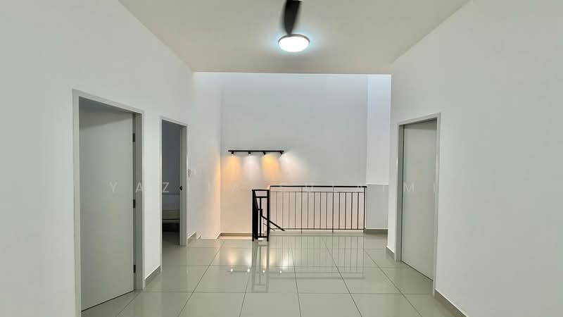 2-storey Terraced House for Rent in Cyberjaya (Selangor) - Yazila Sulaimi - Corridor - PropertyGuru.com.my