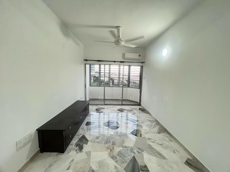 Rumah Flat untuk Dijual di Villa Mewah - Aaron Chong - Living Room - PropertyGuru.com.my