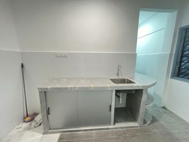Rumah Flat untuk Dijual di Villa Mewah - Aaron Chong - Kitchen - PropertyGuru.com.my
