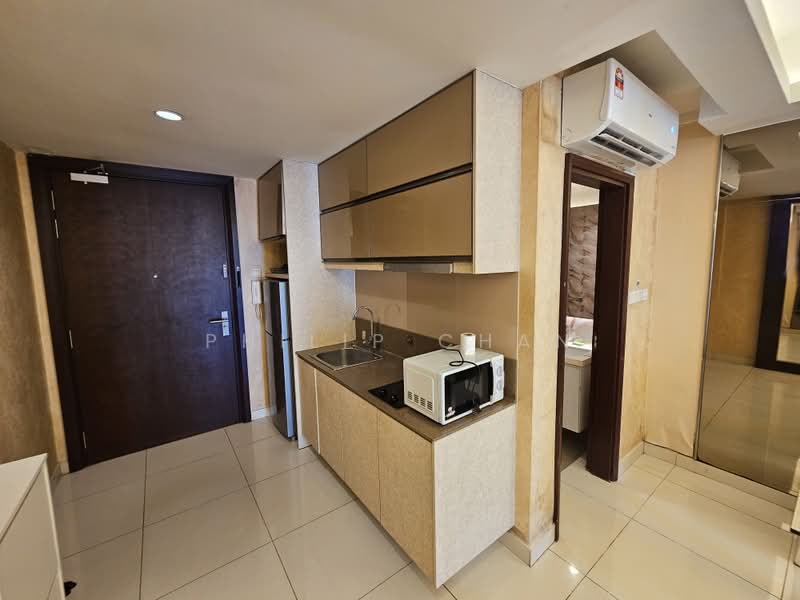 Service Residence for Sale at Chelsea @ Plaza Damas 3 - Philip Chan - Kitchen - PropertyGuru.com.my