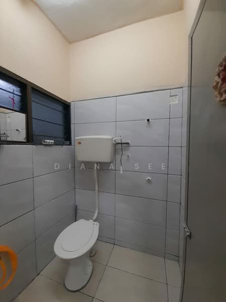 Rumah Teres 2 Tingkat untuk Dijual di Klang (Selangor) - Diana See - Bathroom - PropertyGuru.com.my