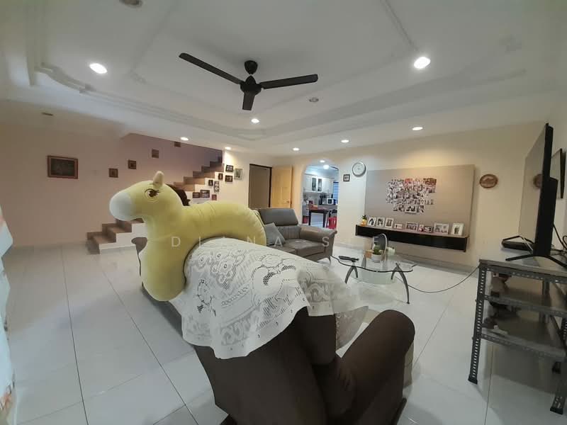 Rumah Teres 2 Tingkat untuk Dijual di Klang (Selangor) - Diana See - Living Room - PropertyGuru.com.my