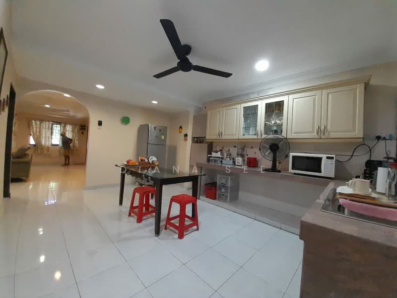 Rumah Teres 2 Tingkat untuk Dijual di Klang (Selangor) - Diana See - Kitchen - PropertyGuru.com.my