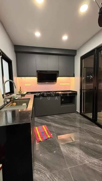 3-storey Terraced House for Sale in Bandar Botanic (Klang) - Joanne Pua - Kitchen - PropertyGuru.com.my