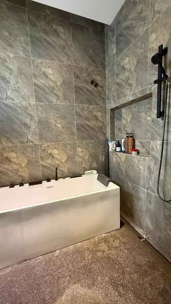 3-storey Terraced House for Sale in Bandar Botanic (Klang) - Joanne Pua - Bathroom - PropertyGuru.com.my
