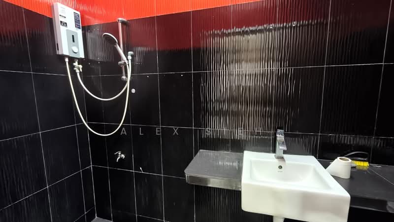 1-storey Terraced House for Rent in Taman Mount Austin (Tebrau) - Alex Sieh - PropertyGuru.com.my