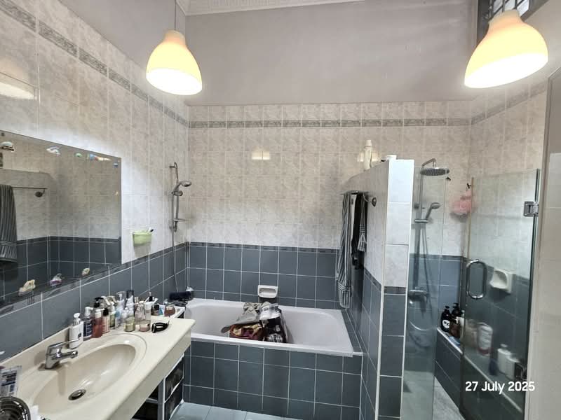 Rumah Teres 2 Tingkat untuk Dijual di Pju 3 (Tropicana) - Angie Chai - Bathroom - PropertyGuru.com.my