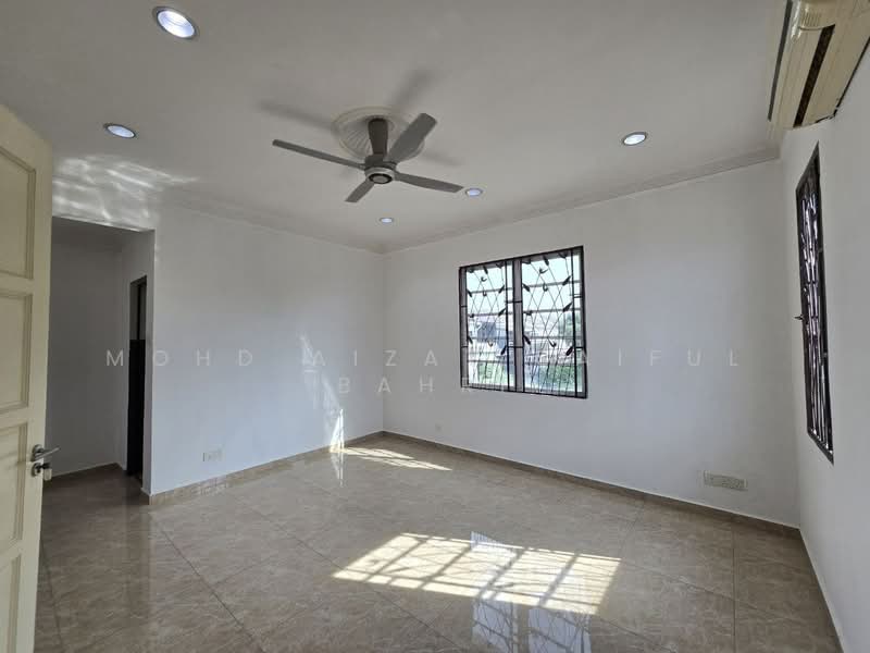 Semi-Detached House for Sale in Seksyen 27 (Shah Alam) - Mohd Aizat Saiful Bahri - Interior - PropertyGuru.com.my