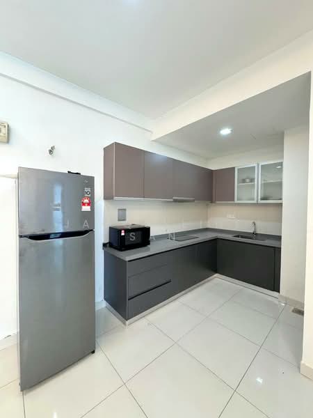 Service Residence for Rent at Regalia Residence - Jacqueline San - Kitchen - PropertyGuru.com.my