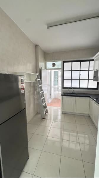 Kondominium untuk Dijual di Regency Heights Condo - Queenie Goon - Kitchen - PropertyGuru.com.my