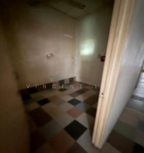 Shop for Rent in Bandar Seri Putra (Bangi) - Vincent Lee - Interior - PropertyGuru.com.my