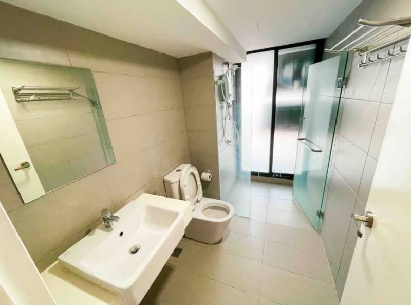 Servis Apartment untuk Dijual di Gems Residences - Stella Lim - Bathroom - PropertyGuru.com.my