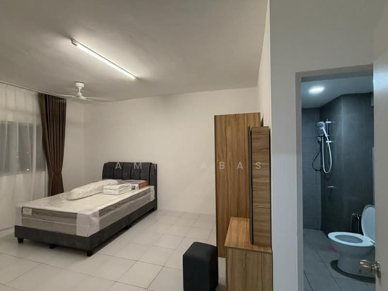 Condominium for Rent at Residensi Sateria - Amir Abas - Bedroom - PropertyGuru.com.my