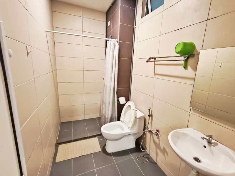 Service Residence for Rent at D'carlton (Residensi Seri Mega) - Chloe Lai - Bathroom - PropertyGuru.com.my