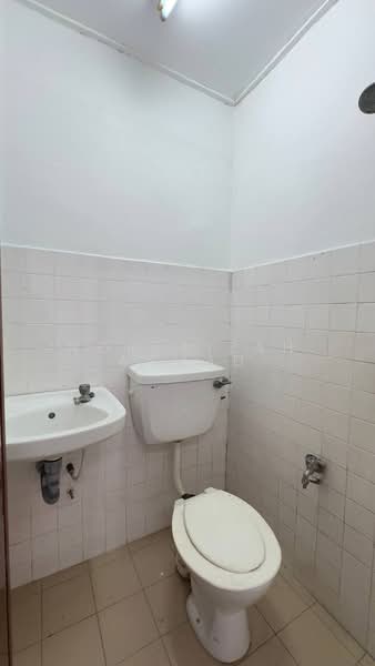 1-storey Terraced House for Sale in Bandar Sungai Buaya (Serendah) - Norfaizah Ahmad - Bathroom - PropertyGuru.com.my