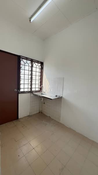 1-storey Terraced House for Sale in Bandar Sungai Buaya (Serendah) - Norfaizah Ahmad - Kitchen - PropertyGuru.com.my