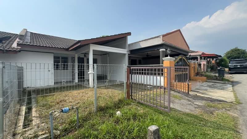 1-storey Terraced House for Sale in Bandar Sungai Buaya (Serendah) - Norfaizah Ahmad - Exterior - PropertyGuru.com.my