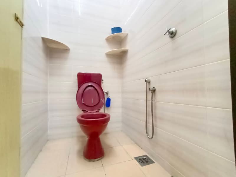2-storey Terraced House for Sale in Ipoh (Perak) - Joline YEOW - Bathroom - PropertyGuru.com.my
