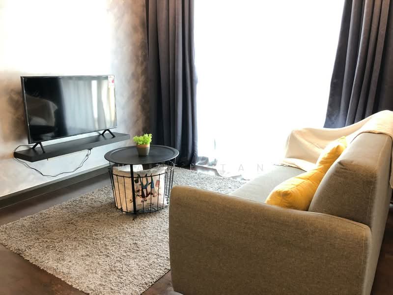 Apartment for Sale at V Residence Suites @ Sunway Velocity - Hazel Tan - Living Room - PropertyGuru.com.my