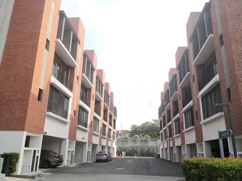 Rumah Teres 3.5 Tingkat untuk Dijual di Rawang (Selangor) - Leslie Low - PropertyGuru.com.my