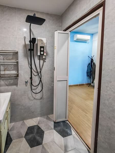 Kondominium untuk Dijual di Tiara Duta - M.J Zairin - Bathroom - PropertyGuru.com.my