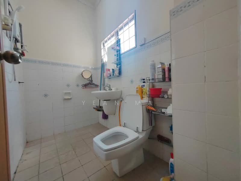Terraced House for Sale in Rawang (Selangor) - Yean Ma - Bathroom - PropertyGuru.com.my