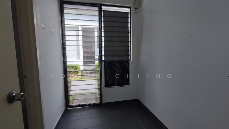 Rumah Teres 2 Tingkat untuk Dijual di Eco Majestic (Semenyih) - TOMMY CHIENG - Backyard - PropertyGuru.com.my