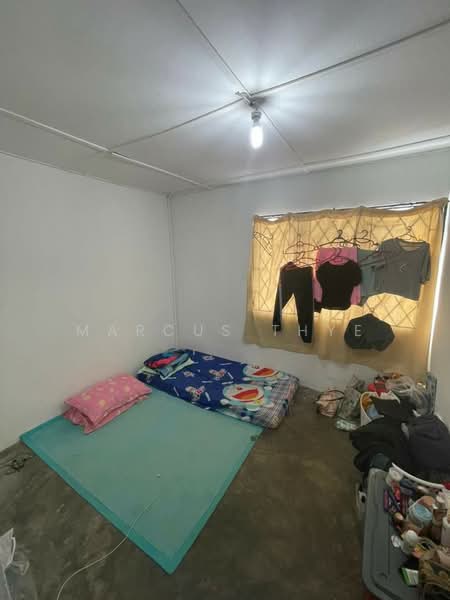 2-storey Terraced House for Sale in Taman Skudai Baru (Skudai) - Marcus Thye - Bedroom - PropertyGuru.com.my