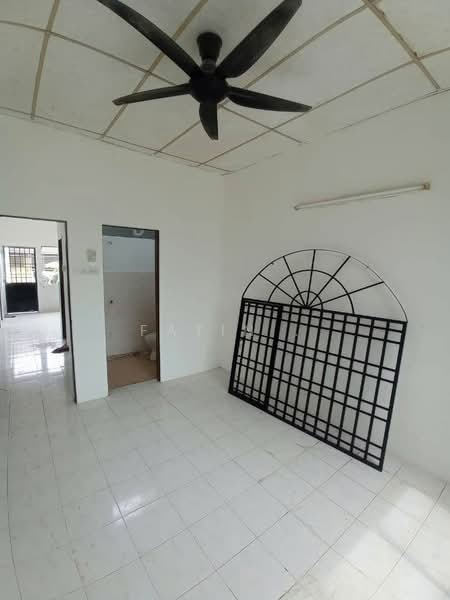 Rumah Teres 1 Tingkat untuk Dijual di Taman Klebang Restu (Chemor) - Fatin . - Interior - PropertyGuru.com.my