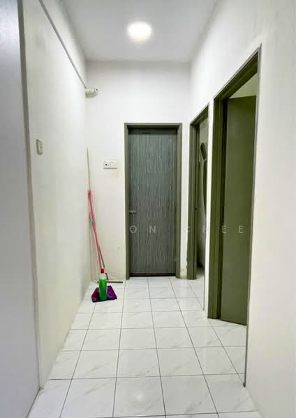 Apartment for Sale at The Rise Collection 2 - Clifton Chee - Corridor - PropertyGuru.com.my