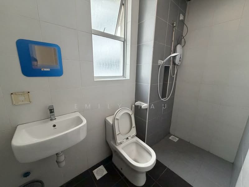 Condominium for Rent at The Aliff Residences (Alif Utama) - Emily Hau - Bathroom - PropertyGuru.com.my