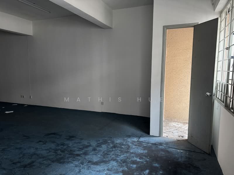 Office for Sale in Desa Aman Puri (Kepong) - Mathis Hue - Interior - PropertyGuru.com.my