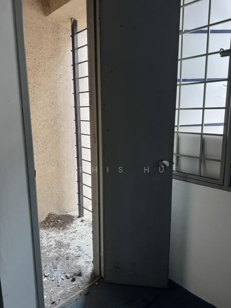 Office for Sale in Desa Aman Puri (Kepong) - Mathis Hue - Entrance - PropertyGuru.com.my