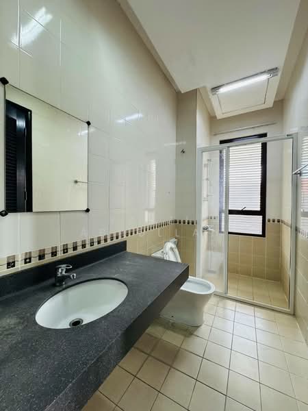2-storey Terraced House for Sale in Bukit Jelutong (Shah Alam) - Fauzi Abdullah - Bathroom - PropertyGuru.com.my