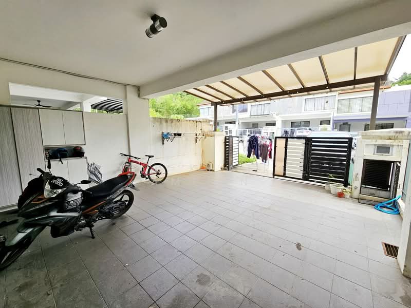 2-storey Terraced House for Sale in Sungai Long (Bandar Sungai Long) - Mohd Khairul Amilin - Exterior - PropertyGuru.com.my