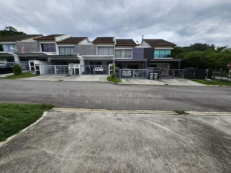 2-storey Terraced House for Sale in Sungai Long (Bandar Sungai Long) - Mohd Khairul Amilin - Exterior - PropertyGuru.com.my