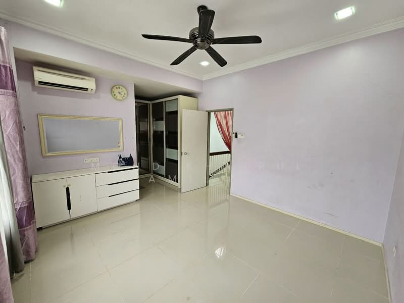 2-storey Terraced House for Sale in Sungai Long (Bandar Sungai Long) - Mohd Khairul Amilin - PropertyGuru.com.my